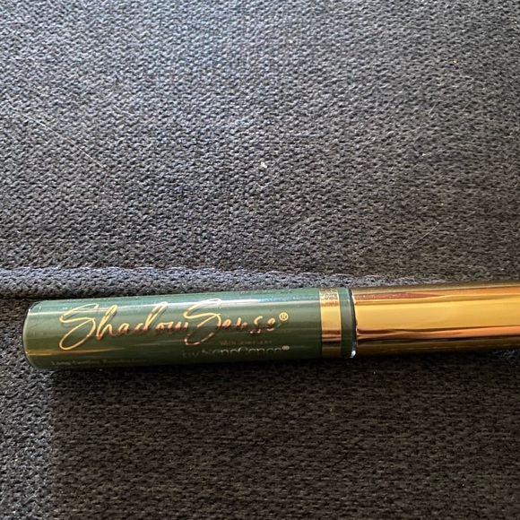 Senegence mystic moss eyeshadow NEW - Picture 2 of 3